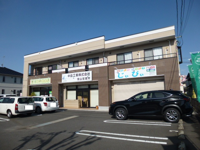 総社市中央６丁目のアパートの外観