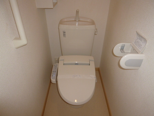 グランソレイユのトイレ|ウォシュレット