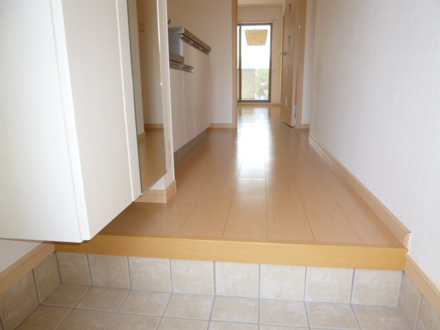 グランソレイユの玄関