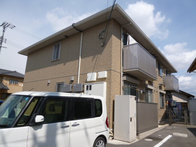 プラティークの外観