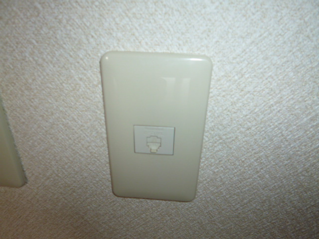ファミーユの設備|電話モジュラー