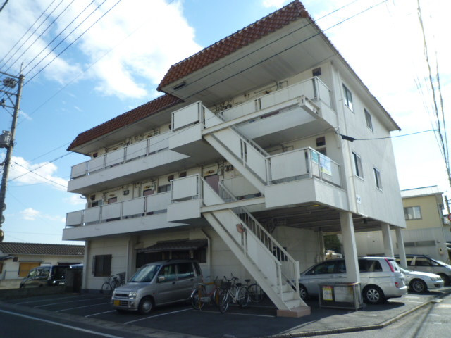 倉敷市川入の賃貸マンションの外観