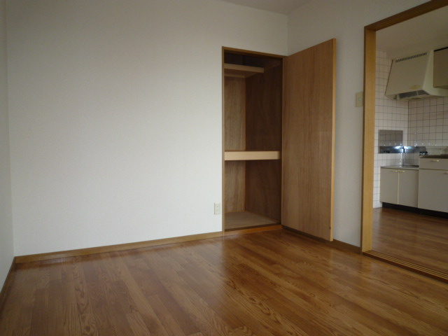 サンシャイン２２Ａの洋室