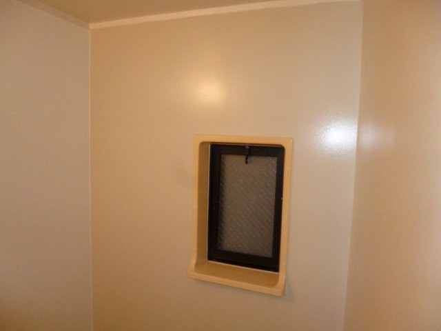 サンビレッジブライトＡの浴室|浴室窓