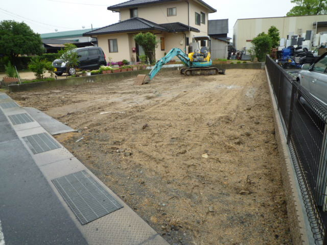 都窪郡早島町前潟のアパートの駐車場|駐車場