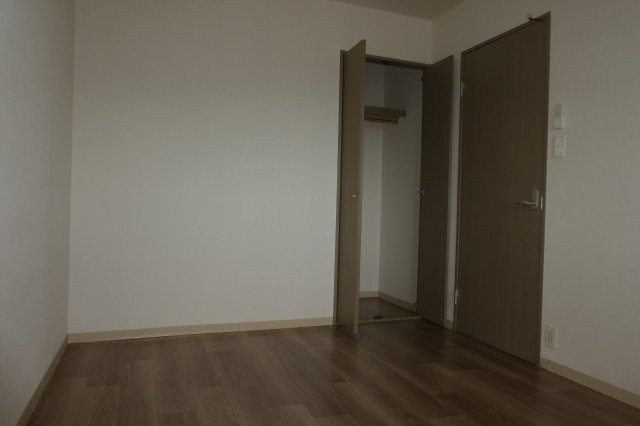 ヴィーブルピアの収納|洋室