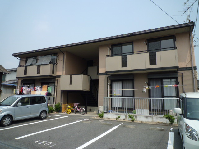 倉敷市平田のアパートの外観