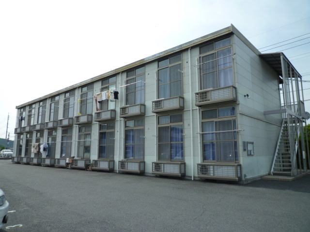 倉敷市宮前のアパートの外観