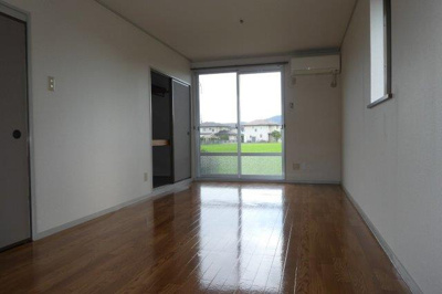 【居間・リビング】 | ハイツ宏陽 | 洋室