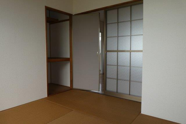 倉敷市新田のアパートの寝室|和室（パルプ畳）