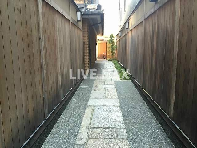 【エントランス】雅綾小路