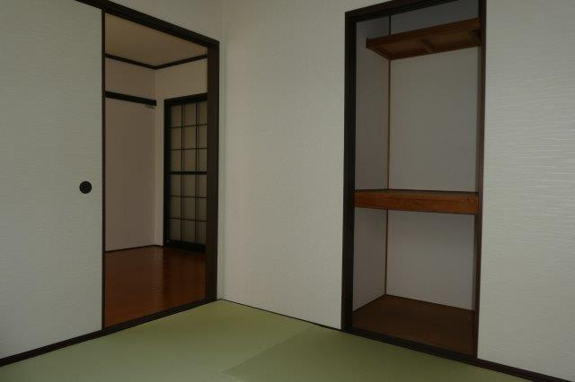 ハイツあかねＢの収納|和室