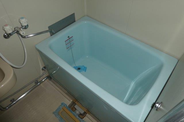 ハイツあかねＢの浴室