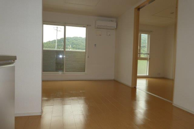 フォーラル真の居間・リビング