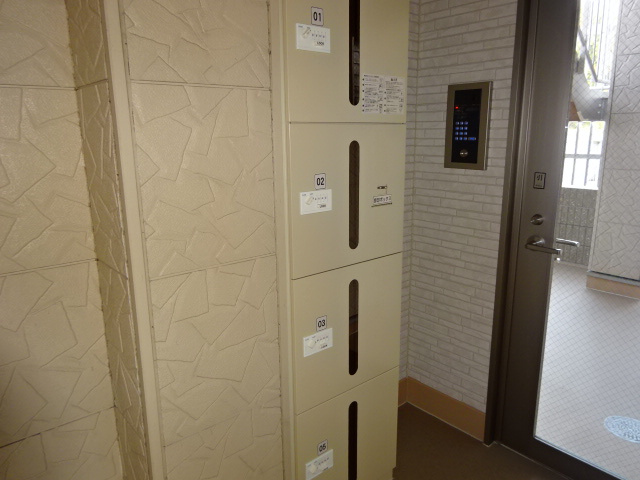 倉敷市福島のアパートのその他共用部分|宅配ボックス