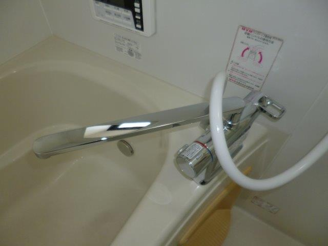 シャーメゾン和Ａの浴室|サーモスタッド付き水栓