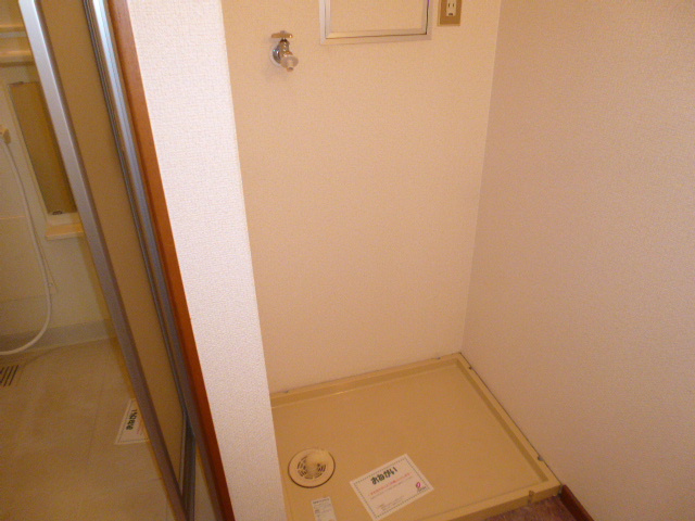 コーポ東町Ａのその他|洗濯機置き場