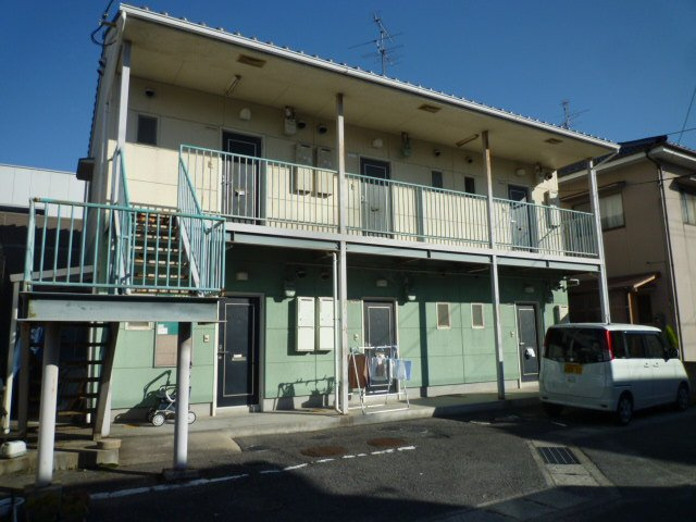 岡山市北区平野のアパートの外観