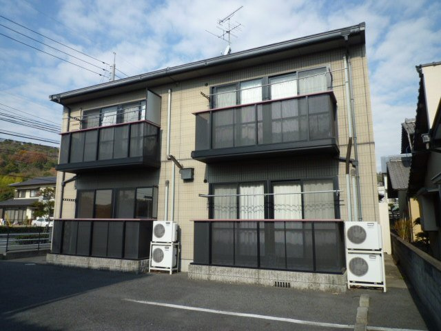 倉敷市西坂のアパートの外観