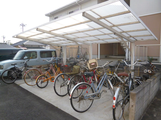 ガーデンスクエア福島Dのその他共用部分|自転車置き場