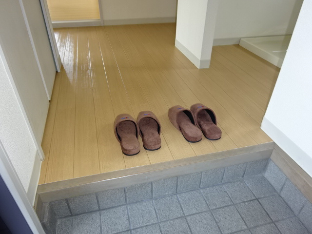 ウイングＡの玄関