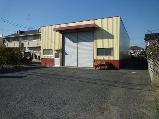 倉敷市沖新町の倉庫の外観