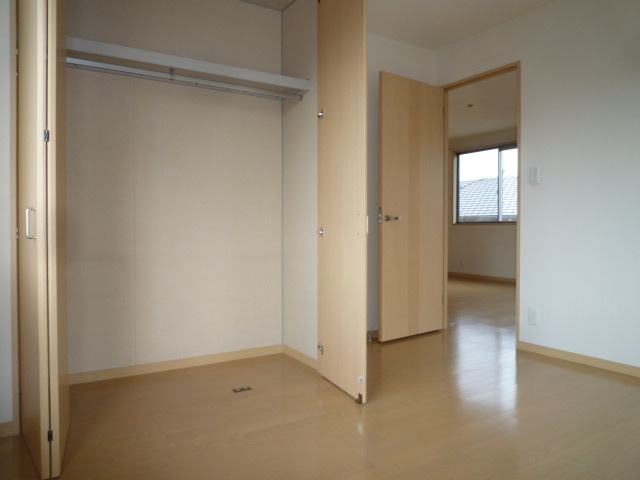 ライツの収納|洋室