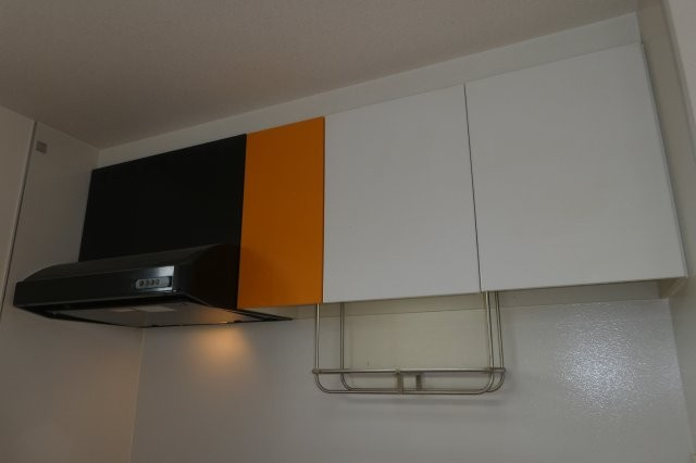 ライツのキッチン|キッチン上収納