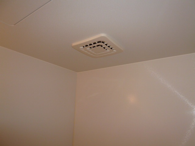 ショコラハウスの浴室|換気扇