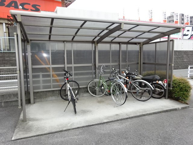 倉敷市笹沖のアパートのその他共用部分|自転車置き場