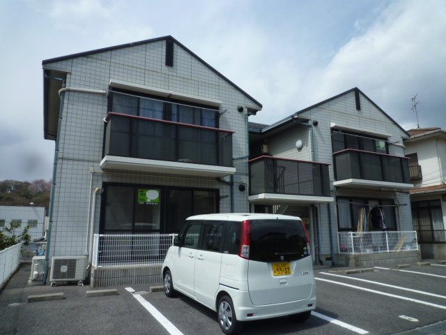 都窪郡早島町若宮のアパートの外観