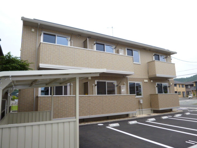 倉敷市連島中央４丁目のアパートの外観