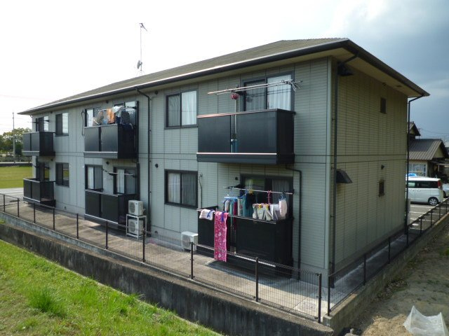 倉敷市福田町古新田のアパートの外観