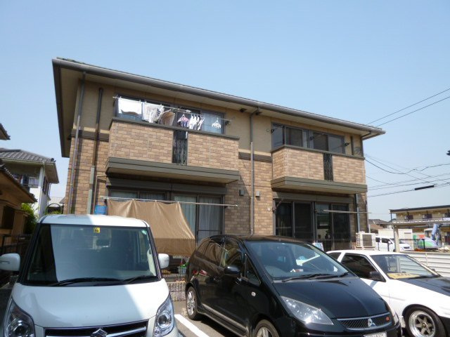 倉敷市連島町鶴新田のアパートの外観