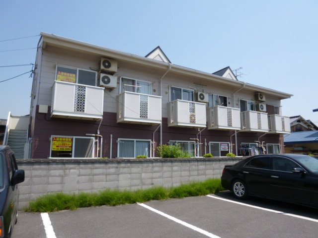 倉敷市連島町西之浦のアパートの外観