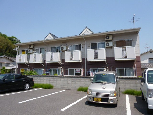 倉敷市連島町西之浦のアパートの外観