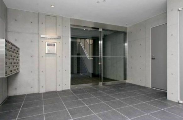 【エントランス】グリーニエ西新宿弐番館