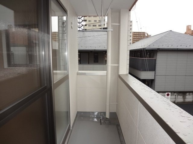 【バルコニー】グランドール参番館