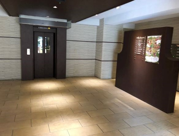 【ロビー】ヴィラ　フォレスタ