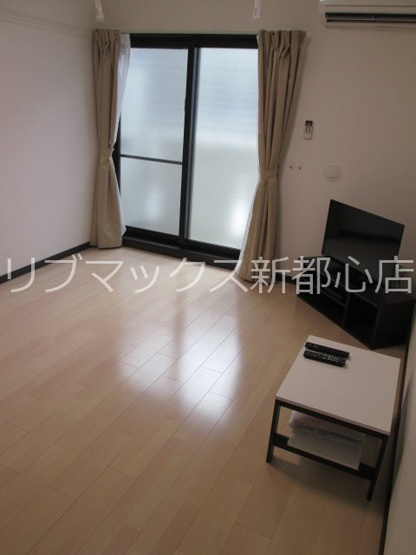 【寝室】レオネクストうむさの森