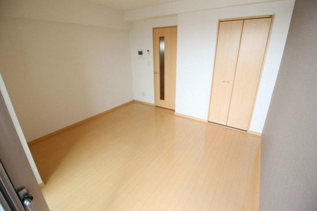 【寝室】レジディア島津山