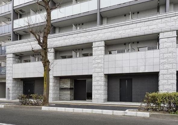 【エントランス】ガーラ横濱関内グランドステージ 