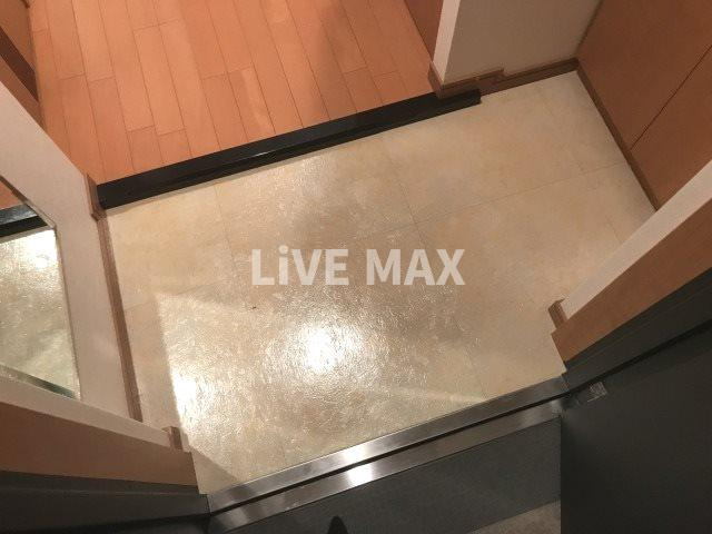 【玄関】プレサンス京都三条大橋鴨川苑