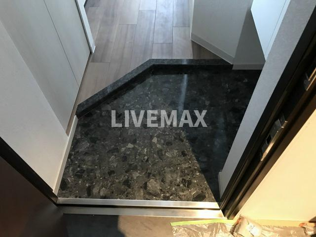 【玄関】アクアプレイス京都洛南 