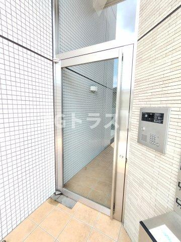 【エントランス】 | レジェンドV