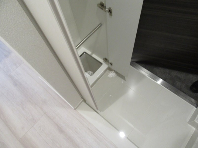 【玄関】SHOKEN　Residence横浜伊勢佐木町