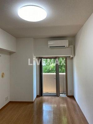 【居間・リビング】リクレイシア西麻布Ⅱ番館