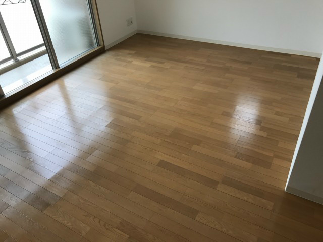 【居間・リビング】クリスタルグランツ京都御所北