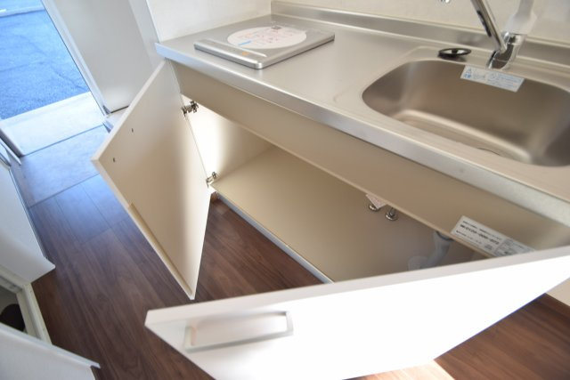 プリズム6番館のキッチン|キッチン下部収納