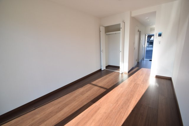 プリズム6番館の居間・リビング|洋室6.6帖